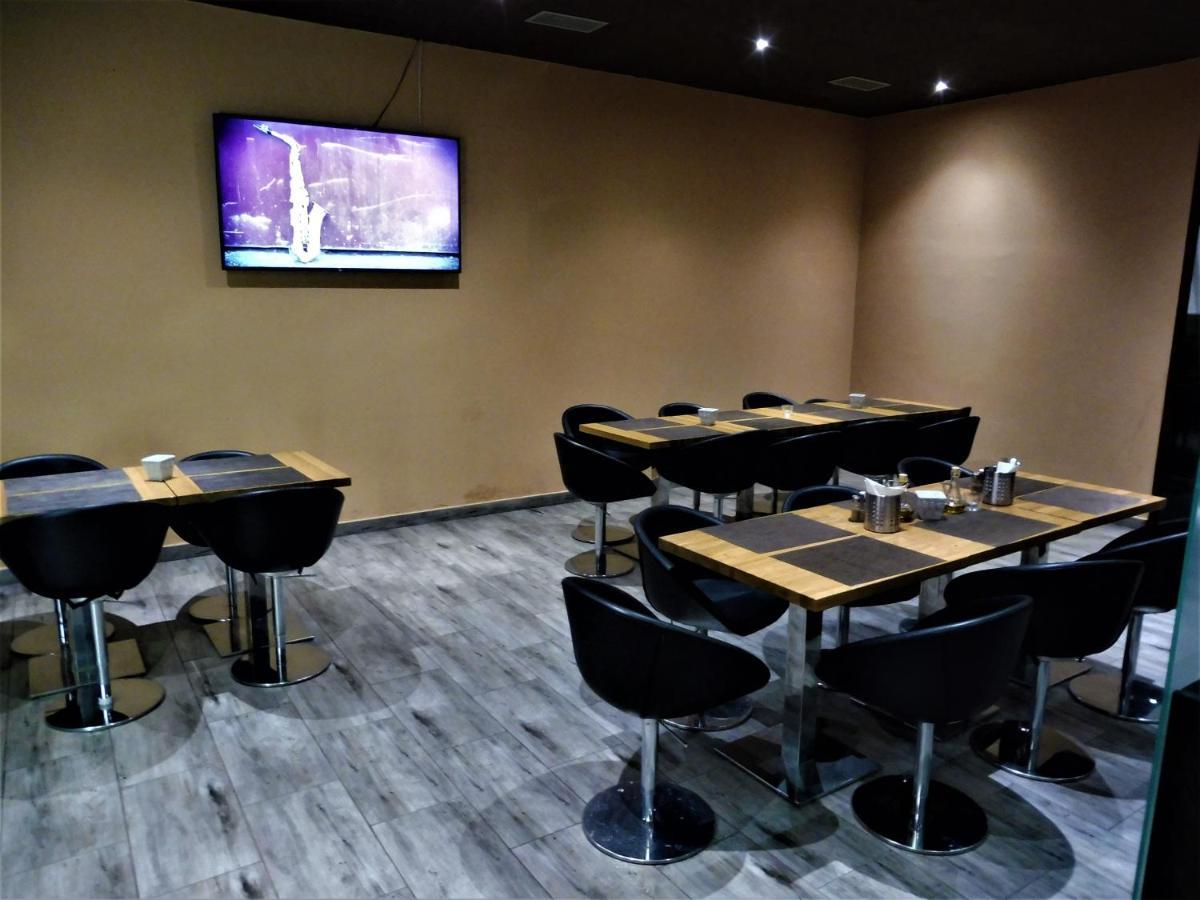 Hotel Joker Obrnice Esterno foto