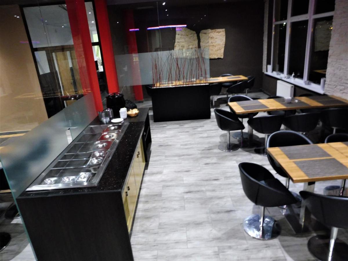 Hotel Joker Obrnice Esterno foto