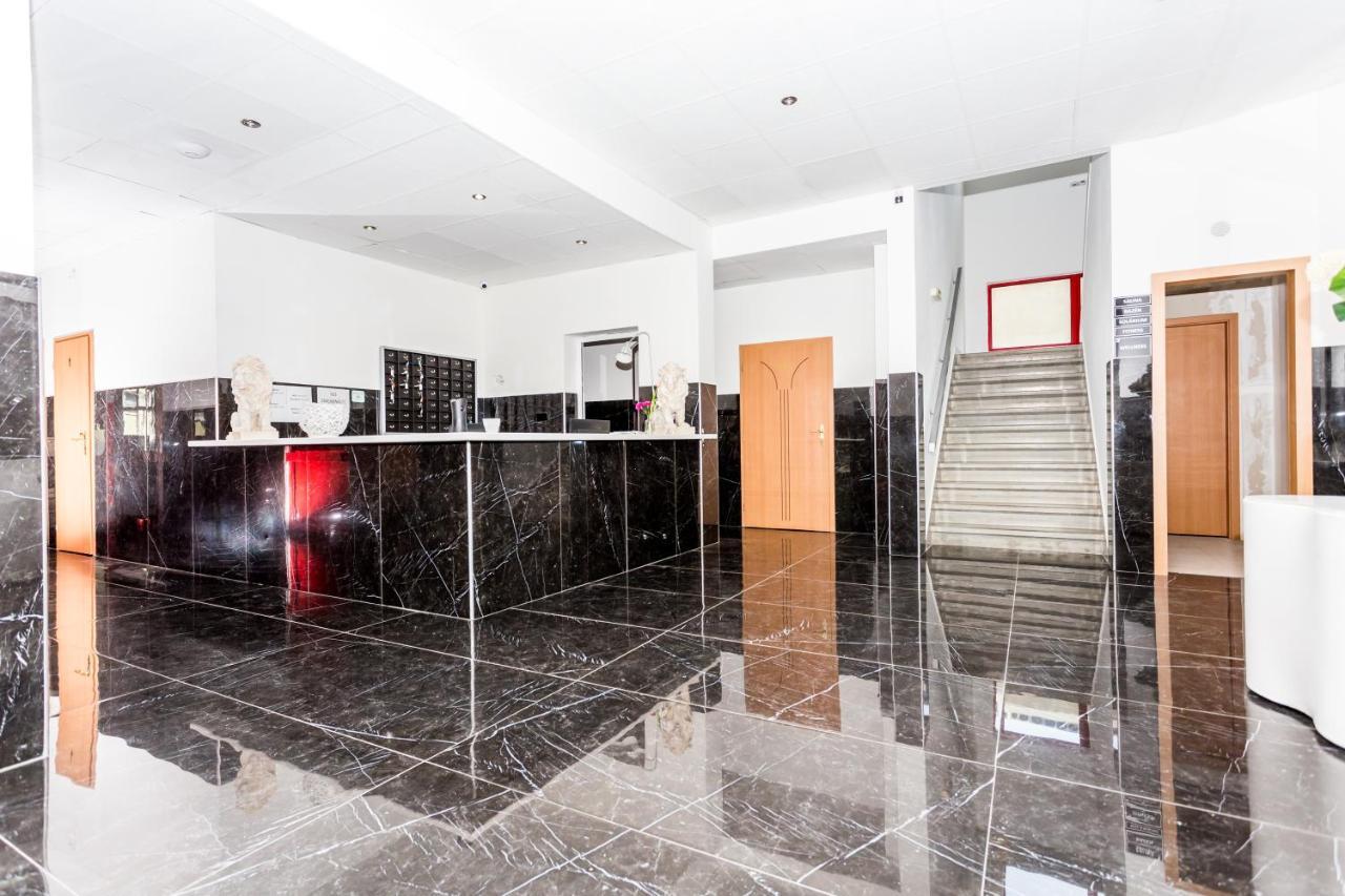 Hotel Joker Obrnice Esterno foto
