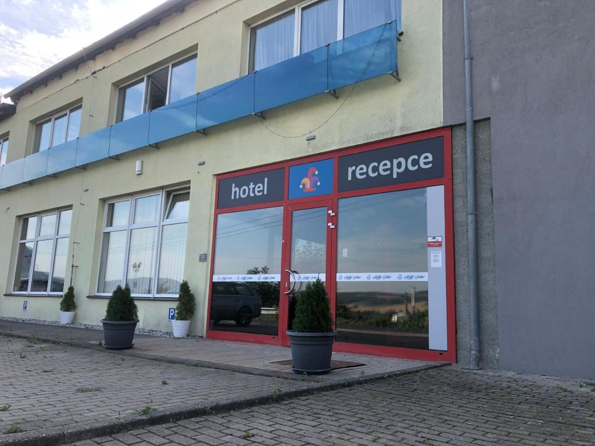 Hotel Joker Obrnice Esterno foto