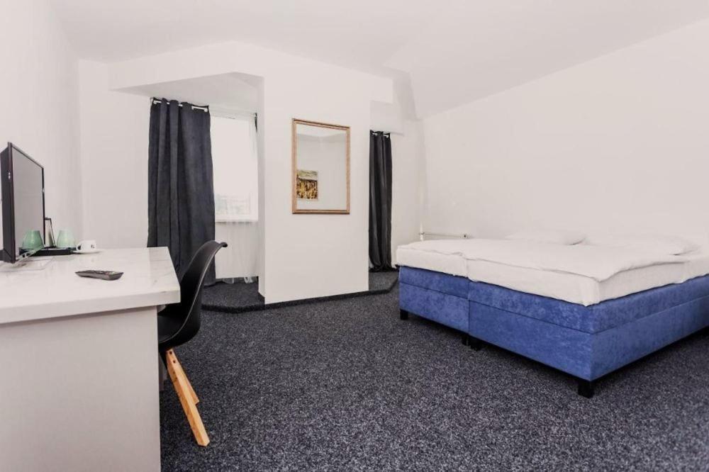 Hotel Joker Obrnice Esterno foto