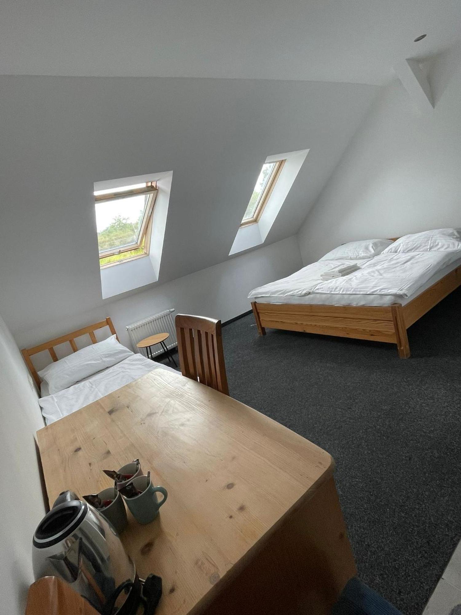 Hotel Joker Obrnice Esterno foto